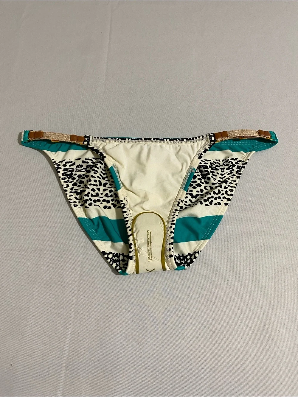 VIX by Paula Hermanny Sawi Brazilian Leather Side-Tab Bikini Bottom Size M